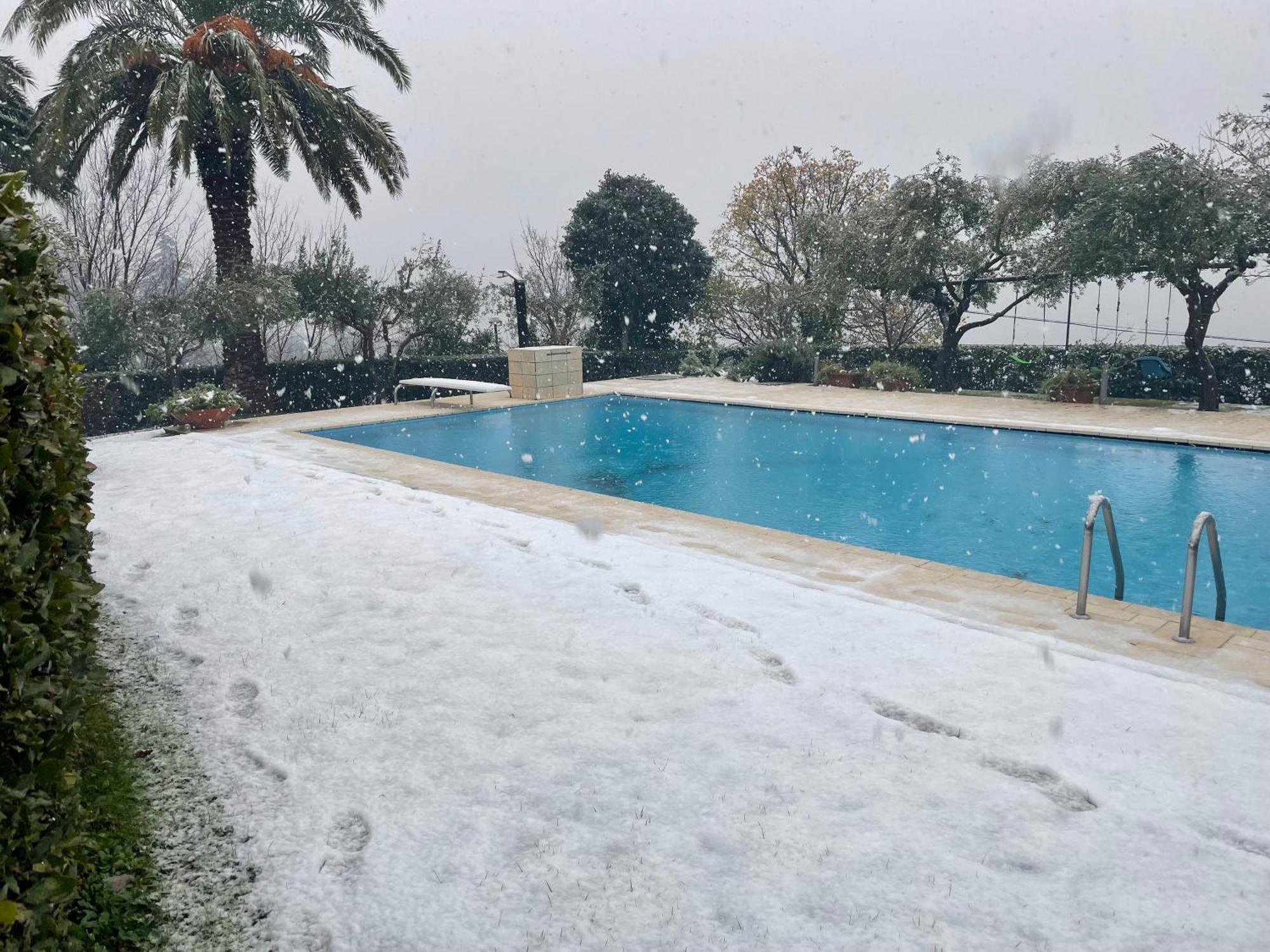 Villa Mandetta B&B Santo Stefano del Sole Kültér fotó