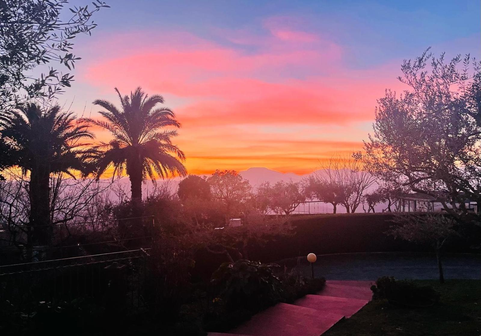 Villa Mandetta B&B Santo Stefano del Sole Kültér fotó