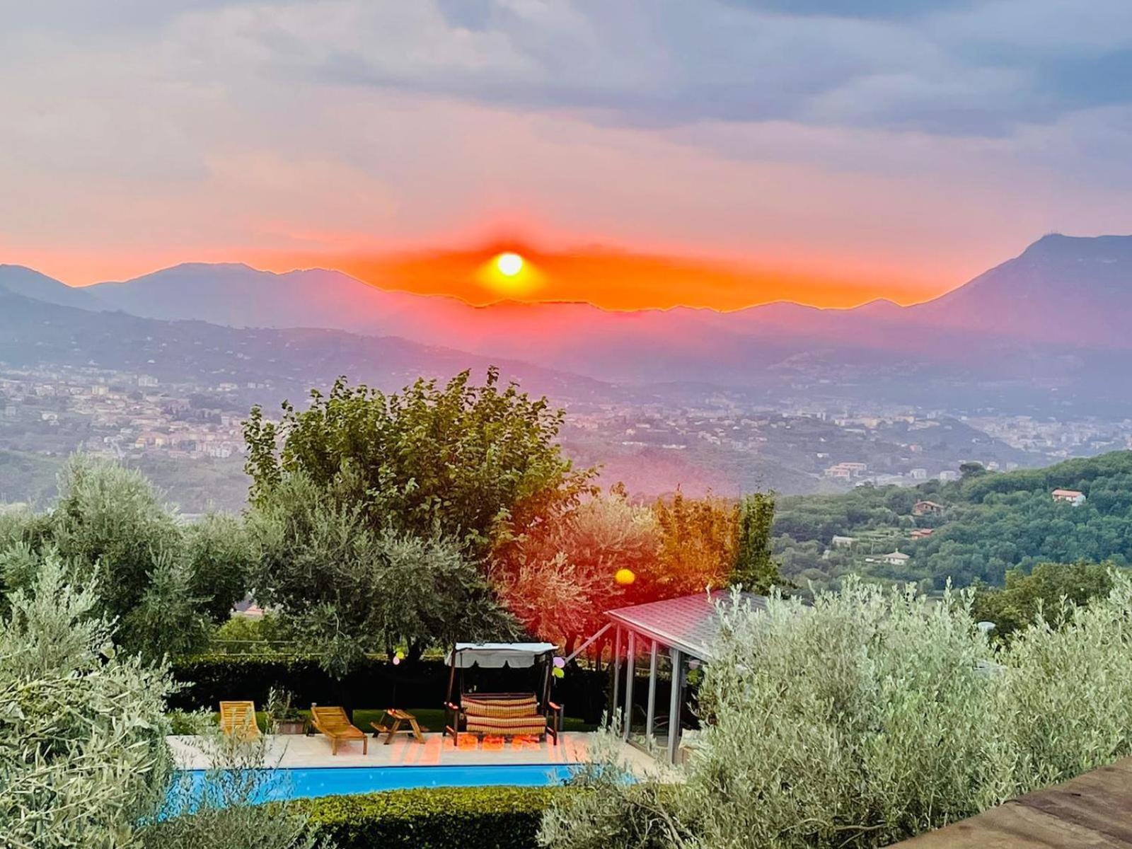 Villa Mandetta B&B Santo Stefano del Sole Kültér fotó