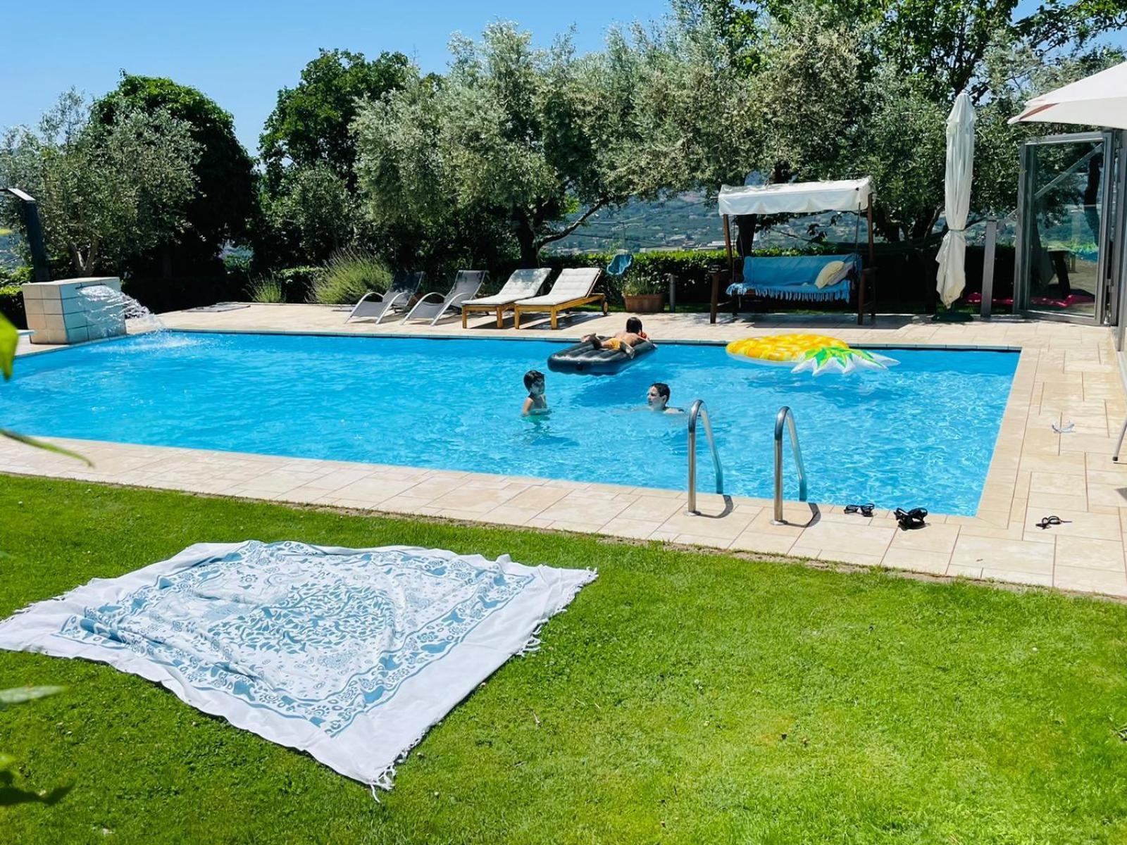 Villa Mandetta B&B Santo Stefano del Sole Kültér fotó